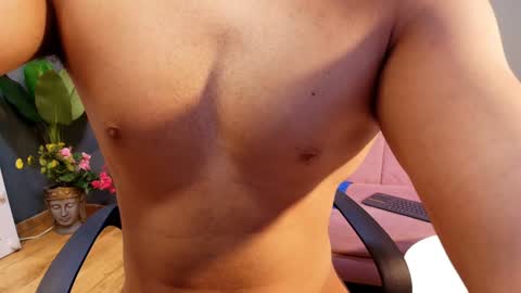 Snapshot of mark_evans1_ chatting on December 19, 2:46 pm mark_evans1_ online show from December 19, 2:46 pm
