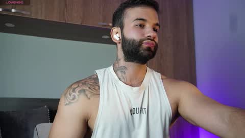 Mark online show from October 9, 7:30 pm