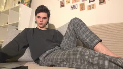 Mark online show from November 24, 2:29 pm