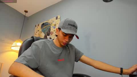 markbowie online show from January 15, 2:09 pm