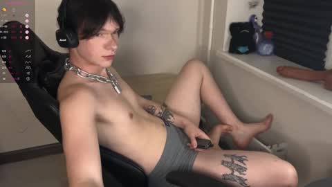 Mark online show from October 12, 6:35 pm