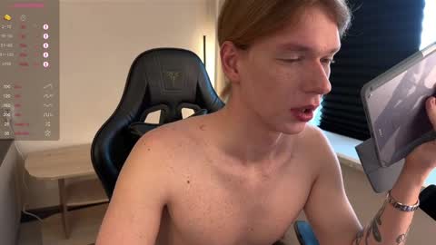 Mark online show from April 11, 12:52 pm