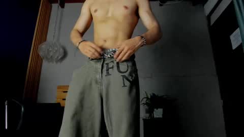 Snapshot of markuss___ chatting on September 15, 2:25 am markuss___ online show from September 15, 2:25 am