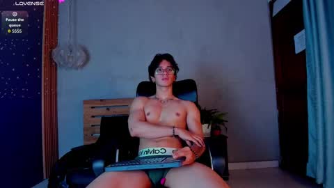 Snapshot of markuss___ chatting on September 19, 2:56 am markuss___ online show from September 19, 2:56 am