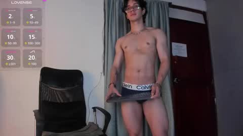 Snapshot of markuss___ chatting on September 25, 3:05 am markuss___ online show from September 25, 3:05 am