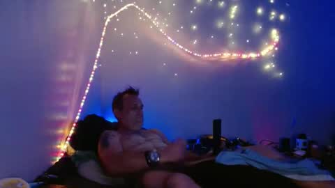 markymark101825061 online show from February 9, 4:25 am