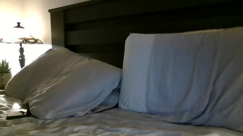 Mark online show from October 15, 5:04 am