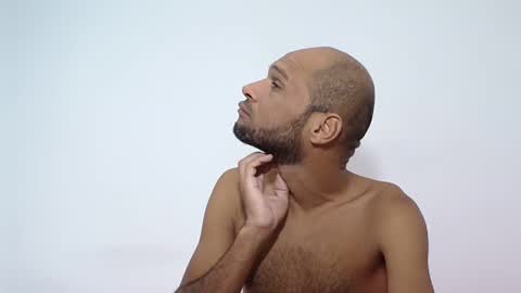 MAX online show from October 26, 11:56 am