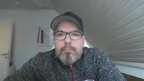 marriedcock1980 online show from February 20, 7:12 am