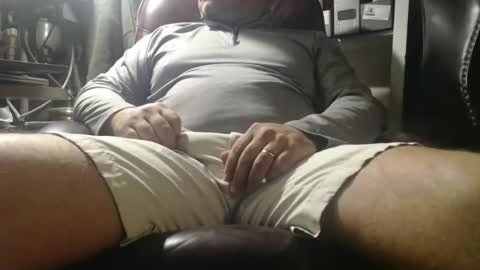 only fans marrieddad19751975 online show from April 2, 7:05 am