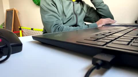 Snapshot of marsupilami_82_ chatting on December 12, 10:02 am marsupilami_82_ online show from December 12, 10:02 am