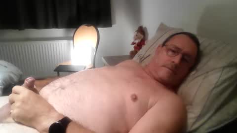 Hotguy61 online show from September 13, 10:33 pm