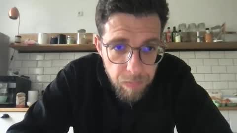 martinmagic467657 online show from April 16, 7:41 am