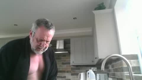 martinrgbxxxx online show from March 24, 8:52 am