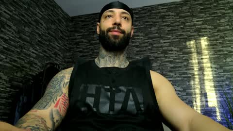 masculineguy69 online show from April 6, 4:46 am