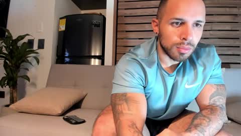 Snapshot of mason_fit chatting on February 20, 1:46 am Mason Andre online show from February 20, 1:46 am