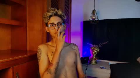   online show from September 14, 7:32 am
