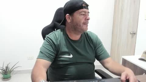 massimo_danger online show from November 2, 8:51 am