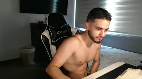 massimo online show from January 10, 4:22 pm