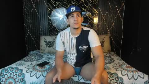 massimo_vidal online show from March 1, 1:55 pm