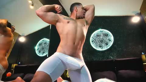 massimowalton2 online show from December 4, 2:24 pm