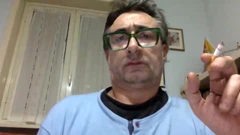 Snapshot of massimoxsempre chatting on December 4, 4:05 pm massimoxsempre online show from December 4, 4:05 pm