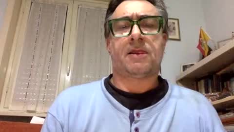 Snapshot of massimoxsempre chatting on December 4, 6:00 am massimoxsempre online show from December 4, 6:00 am