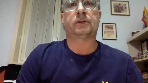 Snapshot of massimoxsempre chatting on December 13, 12:42 am massimoxsempre online show from December 13, 12:42 am
