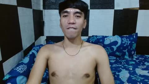 massive_boner02 online show from January 16, 5:10 am