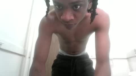 massivemalik online show from January 3, 4:59 pm