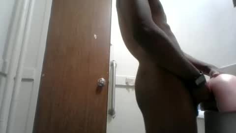 massivemalik online show from January 12, 7:11 am