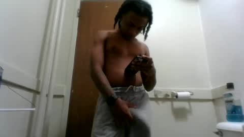 massivemalik online show from January 9, 7:40 pm