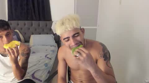 master_boy28 online show from October 15, 7:27 am