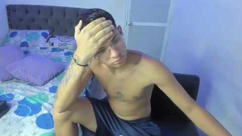 Snapshot of master_boy28 chatting on September 23, 5:29 am master_boy28 online show from September 23, 5:29 am