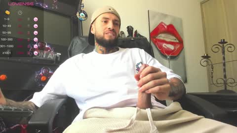 steven  online show from December 13, 4:05 pm