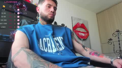 steven  online show from December 18, 10:13 pm