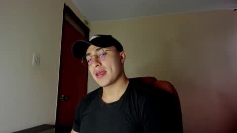 masterfiterotic online show from February 13, 10:33 pm