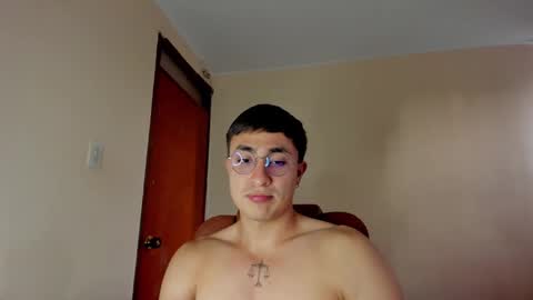 masterfiterotic online show from February 18, 10:25 pm