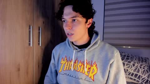 mastrangelo_x online show from April 24, 3:31 am