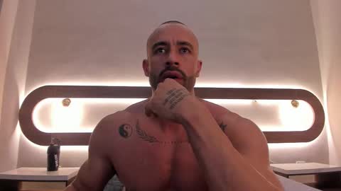 Mateo online show from March 4, 7:43 pm