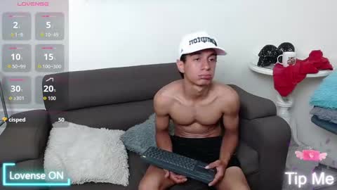Mateo online show from October 4, 1:49 pm