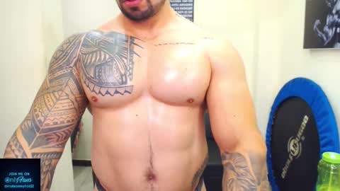 Mateo online show from November 5, 5:04 pm