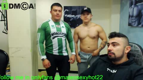 Mateo online show from December 12, 1:17 pm