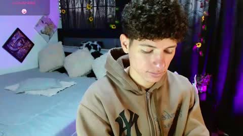     online show from March 2, 7:32 pm