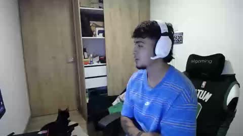 matias online show from October 31, 6:39 am