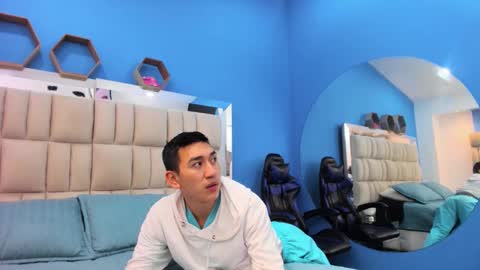 Matias Jeong  online show from February 15, 12:57 pm