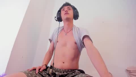 matiasganthier online show from May 7, 4:34 am