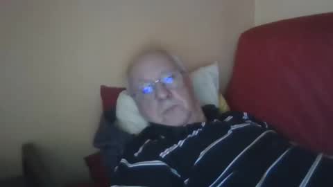 Snapshot of matricule4246 chatting on January 27, 8:29 am joyaam79 online show from January 27, 8:29 am