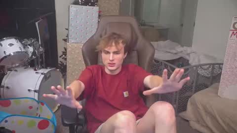 Matt Cash online show from December 15, 2:08 am