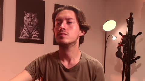 Matteo simpson online show from February 4, 10:45 pm